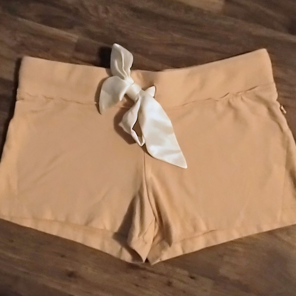 Low Rise Short Shorts Yoga/ Athletic Adjustable White Satin Bow - Picture 4 of 16